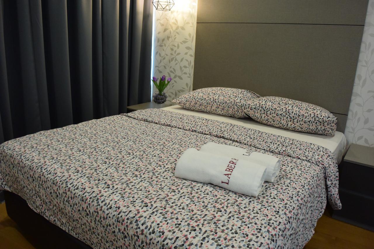 Vortex Suites Klcc Kuala Lumpur Hotel & Services Экстерьер фото